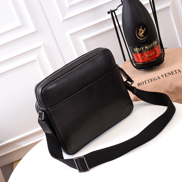 ボッテガヴェネタバッグ内部構造